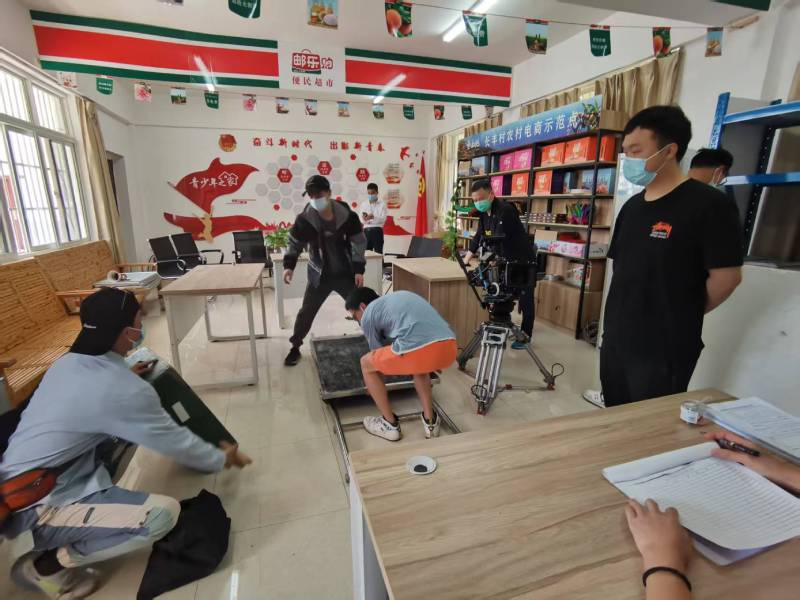 潢川县广告片拍摄公司：极简主义践行者，少即是多的视觉哲学